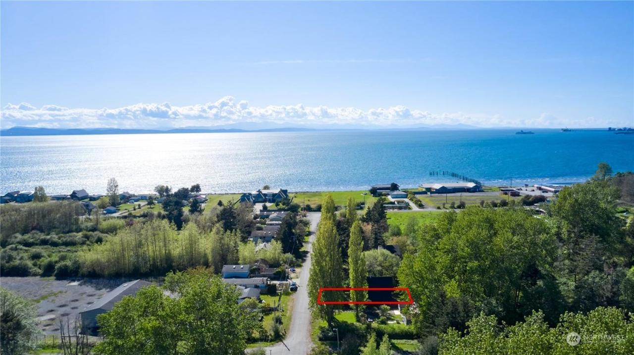 Newly Remodeled 2Bd Room A Frame Cottage Point Roberts Екстериор снимка